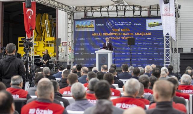 Abdulkadir Uraloğlu: Ankara-İstanbul Süper Hızlı Tren Hattı'nın ön proje çalışmalarını tamamladık