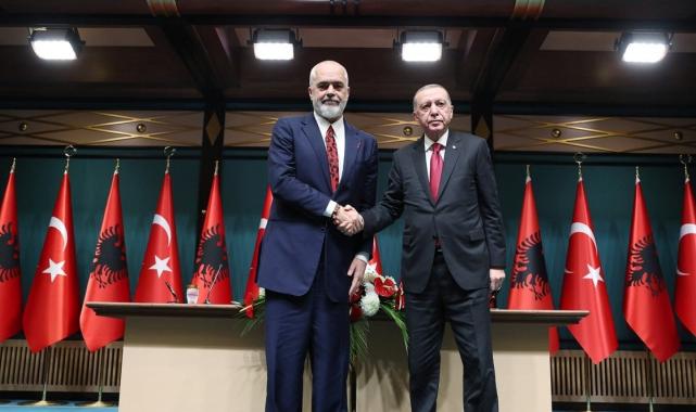 Arnavutluk Başbakanı Türkiye'de! FETÖ ile mücadele mesajı