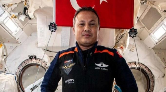 Astronot Alper Gezeravcı&#039;nın dönüş yolculuğu ertelendi