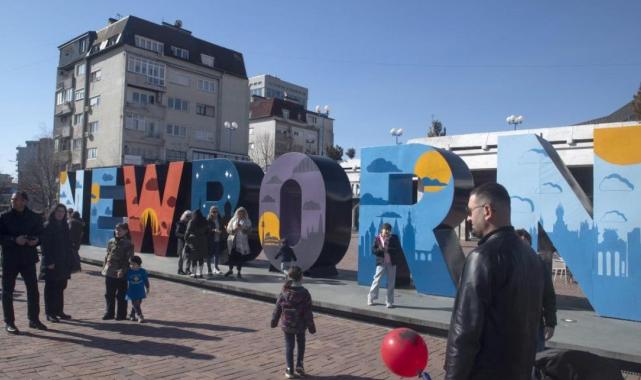 Avrupa'nın en genç ülkesi Kosova, 16 yaşında