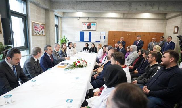 Bakan Tekin, Nişancı Ortaokulu Açılış Törenine Katıldı