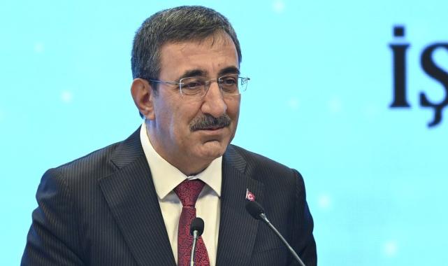 Cevdet Yılmaz: Türkiye ekonomisi, Orta Vadeli Program hedefinin üzerinde büyüdü