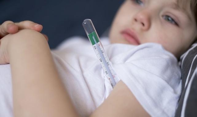 Çocuklarda ateşli havaleye dikkat!