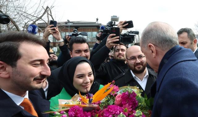 Cumhurbaşkanı Erdoğan'a vatandaşlardan doğum günü sürprizi