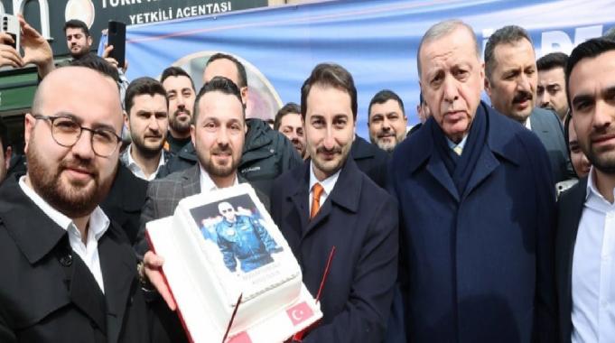 Cumhurbaşkanı Erdoğan'a vatandaşlardan doğum günü sürprizi