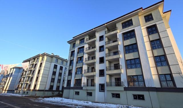 Depremin vurduğu iller yeniden inşa edildi: Afet konutlarının kurası çekiliyor