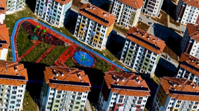 Depremin vurduğu iller yeniden inşa edildi: Afet konutlarının kurası çekiliyor