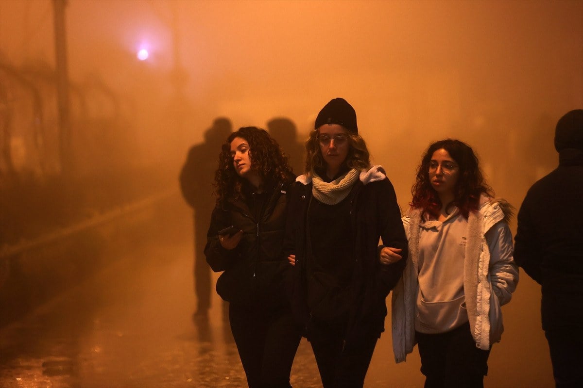 Depremzedeler, 6 Şubat'ın yıl dönümünde sokaklarda