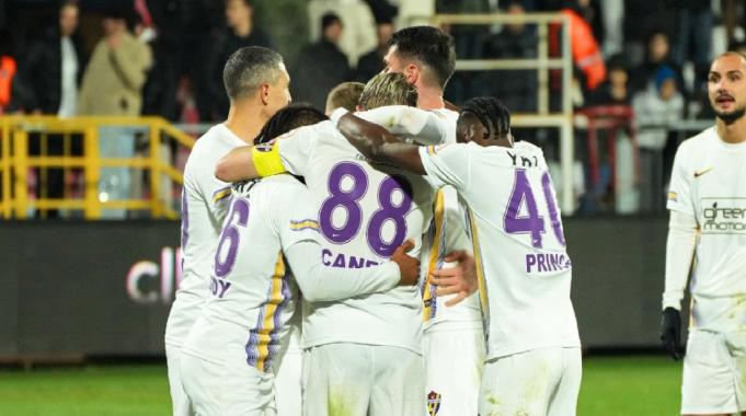 Eyüpspor, Ümraniyespor'a şans tanımadı