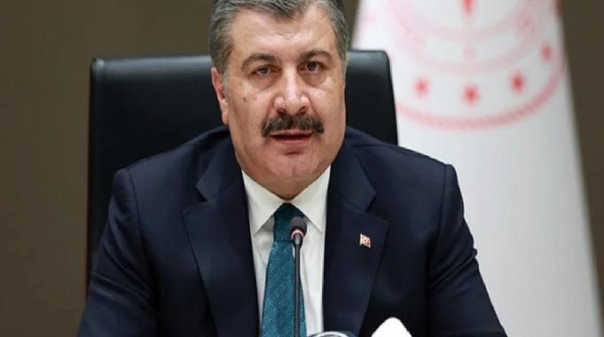 Fahrettin Koca doktorlara müjdeyi verdi! Hekimlere sözleşmeli pozisyon açılacak