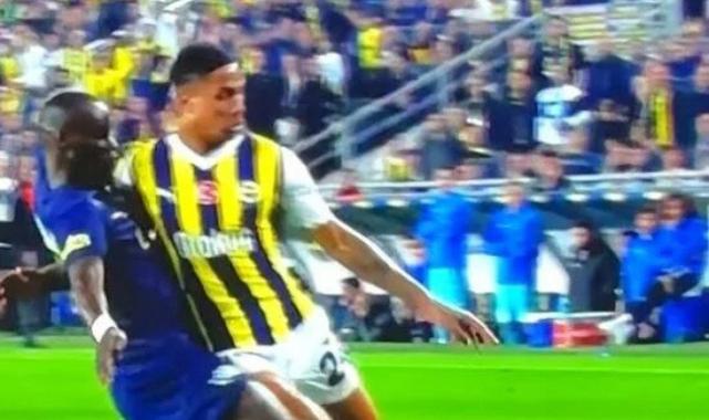 Fenerbahçelileri kızdıran karar: Oosterwolde'nin pozisyonu penaltıydı