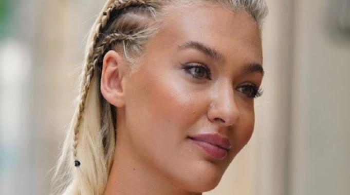 Fileli çorabına beğeni yağdı! Melisa Döngel’den olay kareler "10 saniyeden fazlası eritiyor"