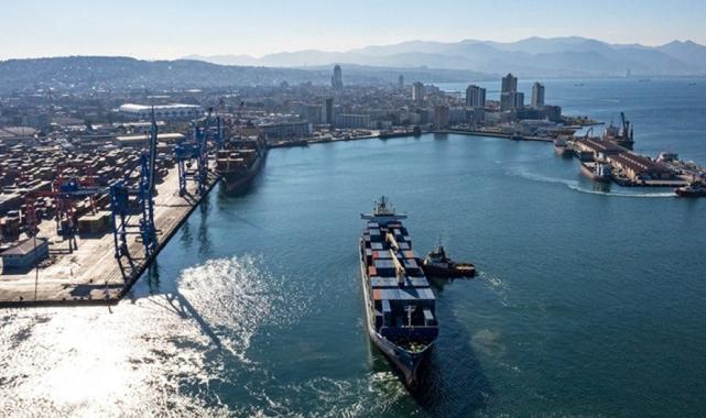 Fitch: Kızıldeniz saldırıları sonrasında limanların yük hacimleri farklılaştı