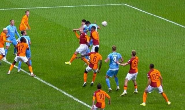 Galatasaray - Antalyaspor maçının tartışmalı pozisyonlarını hakem yorumcuları değerlendirdi