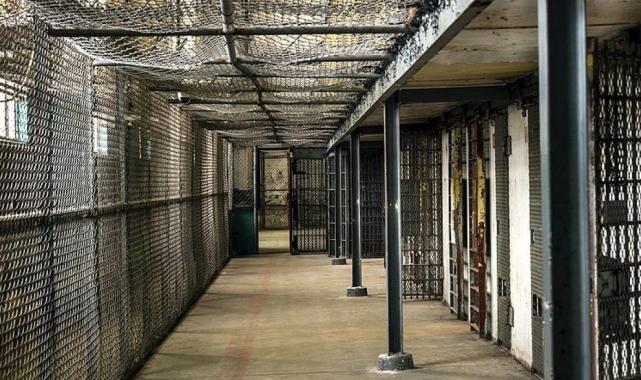 İsrail'deki hapishanelerde 9 bin Filistinli bulunuyor