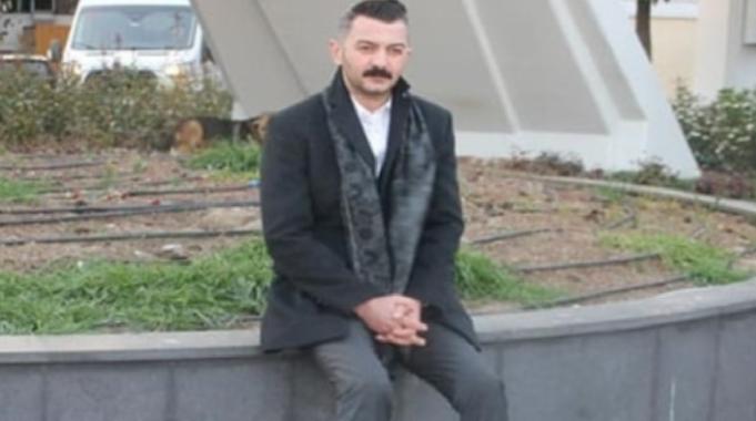 İstanbul&#039;da CHP&#039;den meclis üyesi yapılmayan partili oturma eylemine başladı