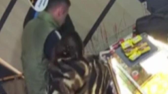 İstanbul'da parasını alamadığı patronunu 6 yerinden bıçakladı