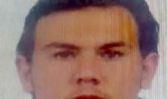 İzmir'den sollama yaparken aracı takla atan üniversitelinin öldüğü kaza kameraya yansıdı