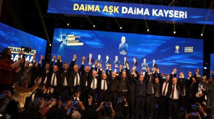 Kayseri belediye başkan adaylarından gövde gösterisi