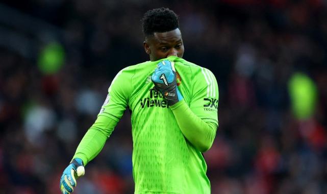 Manchester United, evinde Fulham'a yenildi