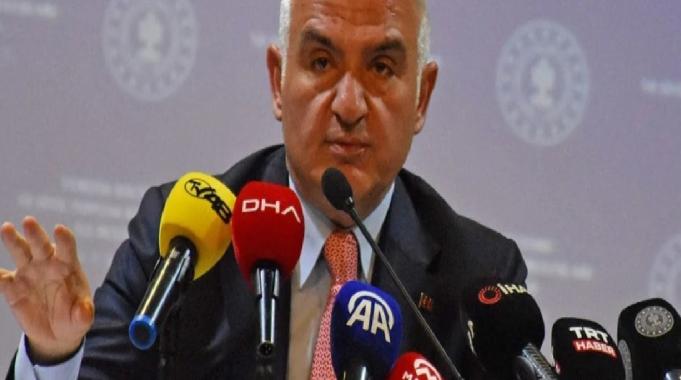 Mehmet Nuri Ersoy: Seçimlerde adaylarınızdan mutlaka turizm master planlarını isteyin