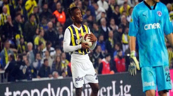 Michy Batshauyi hedefi belirledi: 6 gol atarsa rekor kıracak