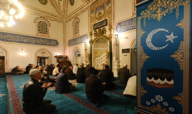 Miraç Kandili yurt genelinde dualarla idrak edildi