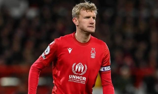 Nottingham Forest oyuncusu Joe Worrall Beşiktaş'ta