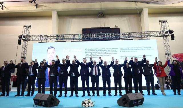 Ömer Çelik: Hepinizin haddini bildirmeye hazırız