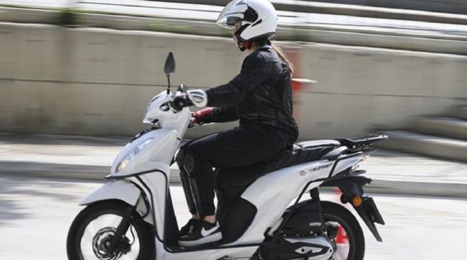 Otomobil ehliyetiyle 125 cc motosiklet kullanılabilecek