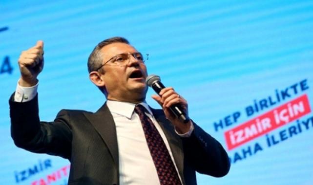 Özgür Özel: İzmir'deki iyi yönetim, Türkiye'ye örnek olacak