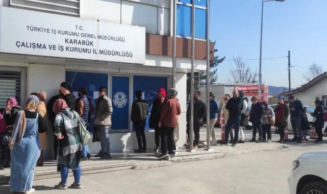 Sağlık Bakanlığı'nın 8 bin yeni işçi alımı İŞKUR'larda yoğunluğa neden oldu