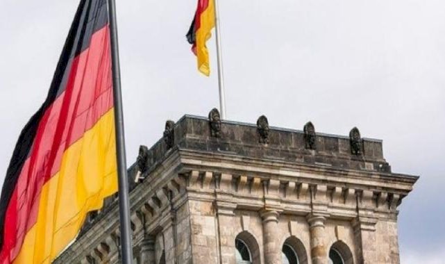 Almanya'da aşırı sağa karşı 13 maddelik önlem paketi