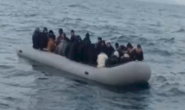 Ayvalık Sahil Güvenliği, lastik botlarda 110 göçmeni yakaladı
