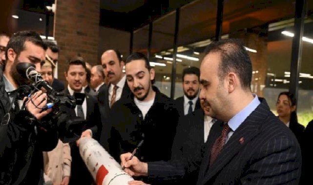 Bakan Kacır'dan KAPSÜL'e ziyaret