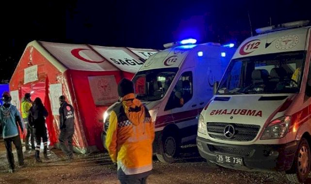 Bakan Koca Erzincan’daki Toprak Kayması Hakkında Bilgi Verdi