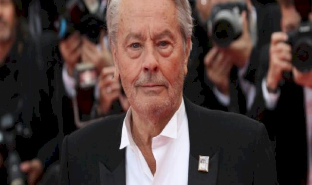 Dünyaca ünlü aktör Alain Delon'un evinden cephanelik çıktı