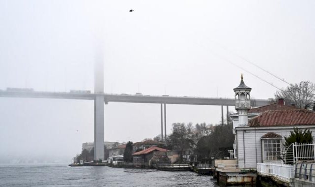 İstanbul 2 gündür sis altında! Trafik yoğunlaştı