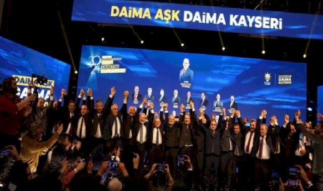 Kayseri belediye başkan adaylarından gövde gösterisi