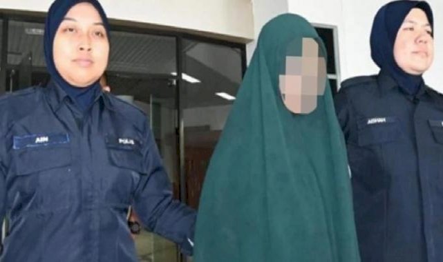 Malezya'da yetişkin filmi izleyen oğluna yaptığıyla pes dedirtti