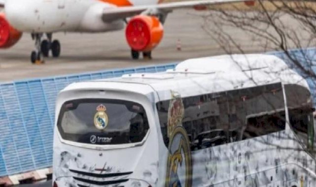 Real Madrid takım otobüsü Almanya'da kaza yaptı