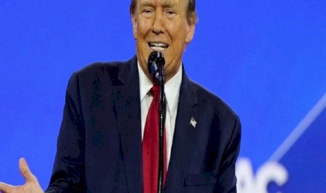 Trump'tan Biden taklidi: Hareketleriyle dalga geçmeden edemedi