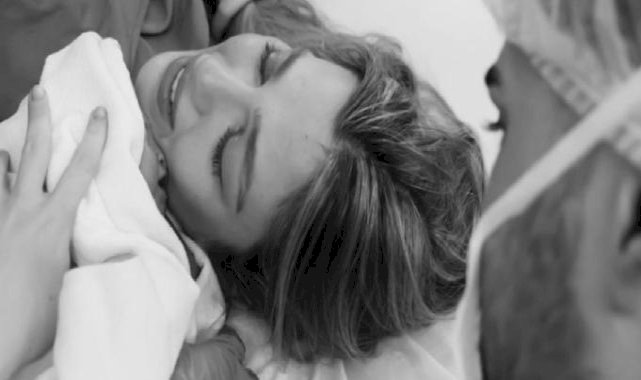 Yasemin Şefkatli doğum karelerini paylaştı! İbrahim Tatlıses detayına dikkat