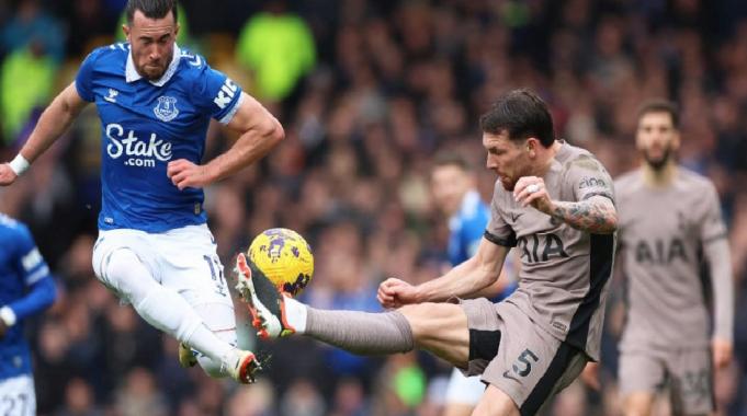 Tottenham, Everton karşısında son dakikada iki puan bıraktı