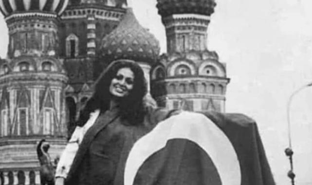 Türkan Şoray'ın Moskova ziyareti sürüyor: Sultan'a özel davet