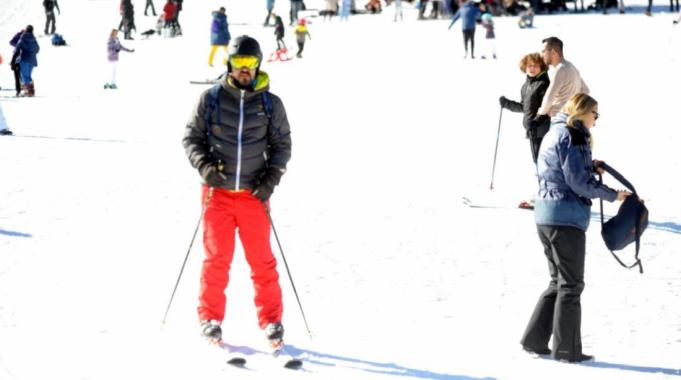 Uludağ&#039;daki kayak yapmak isteyen turistlere uyarı: &#039;Korsan öğretmenlere dikkat&#039;