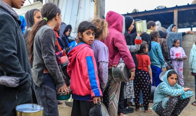 Uluslararası Adalet Divanı'ndan İsrail'e tedbirleri uygulama çağrısı