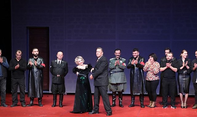 “Yaşamak mı, Yoksa Ölmek mi” oyunu seyirciyle buluştu