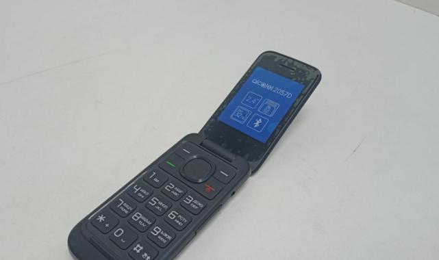 Yaşlılar için satın alınabilecek en iyi 10 cep telefonu