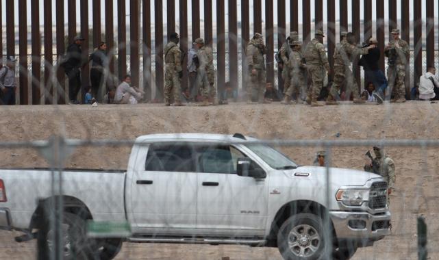 ABD-Meksika sınırındaki göçmen krizi sürüyor